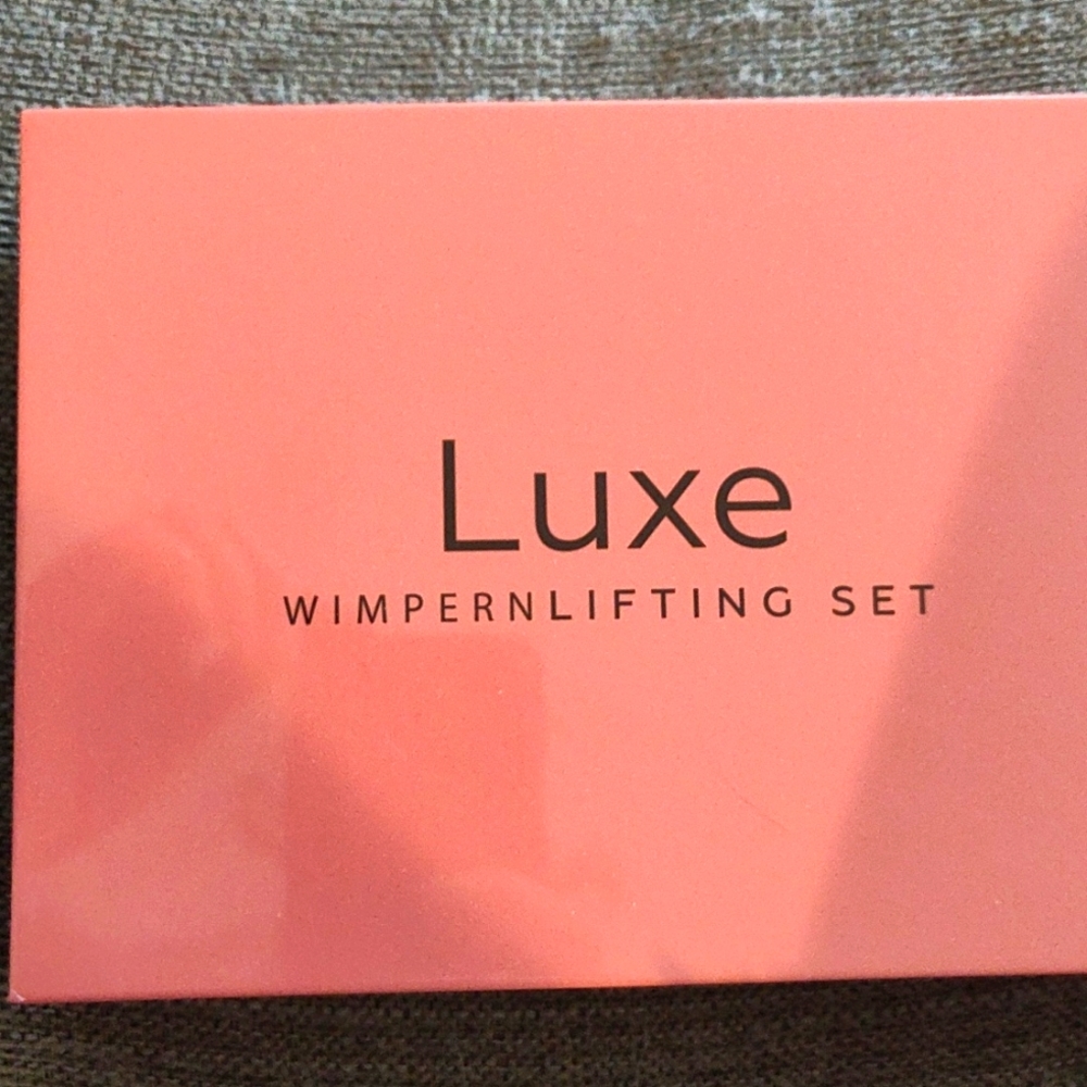 LUXE
